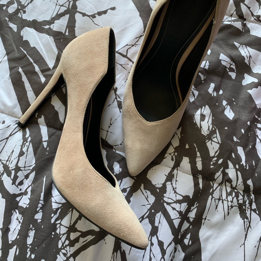 Kendall & Kylie Nude Suede heels